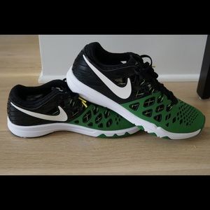 Mike Train Speed 4 Oregon Ducks Sz. 10.5 NEW